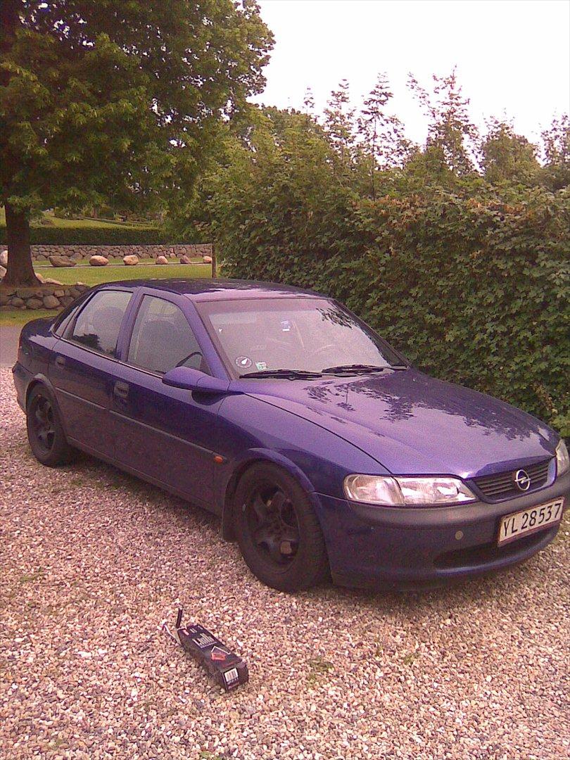 Opel vectra b billede 1