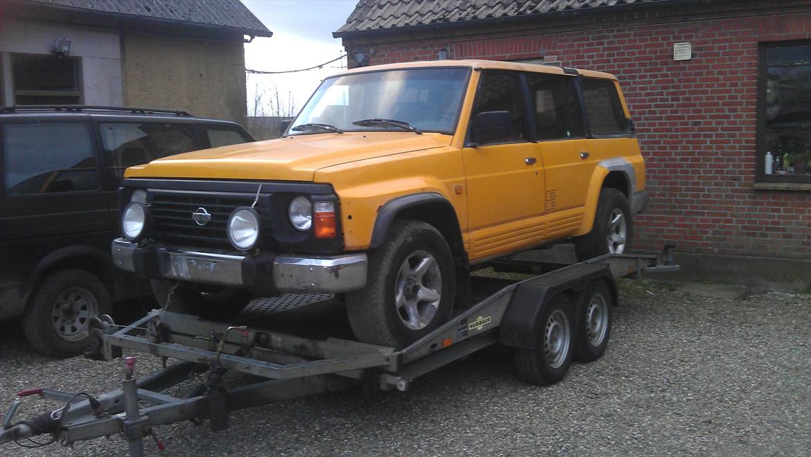Nissan Patrol GR  - der jeg lige havde hentet bilen. med defekt motor billede 3