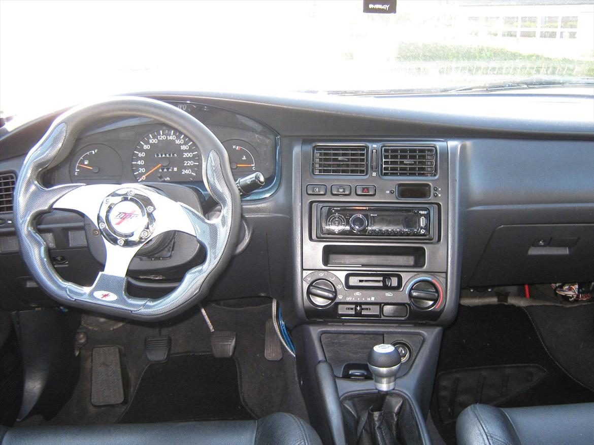 Toyota Carina E  billede 7