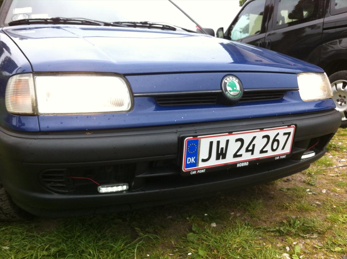 Skoda 1.6 LX Combi "TOTALSKADET" billede 1
