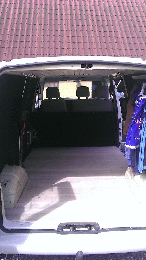 VW Transporter 2.5 TDI  billede 6