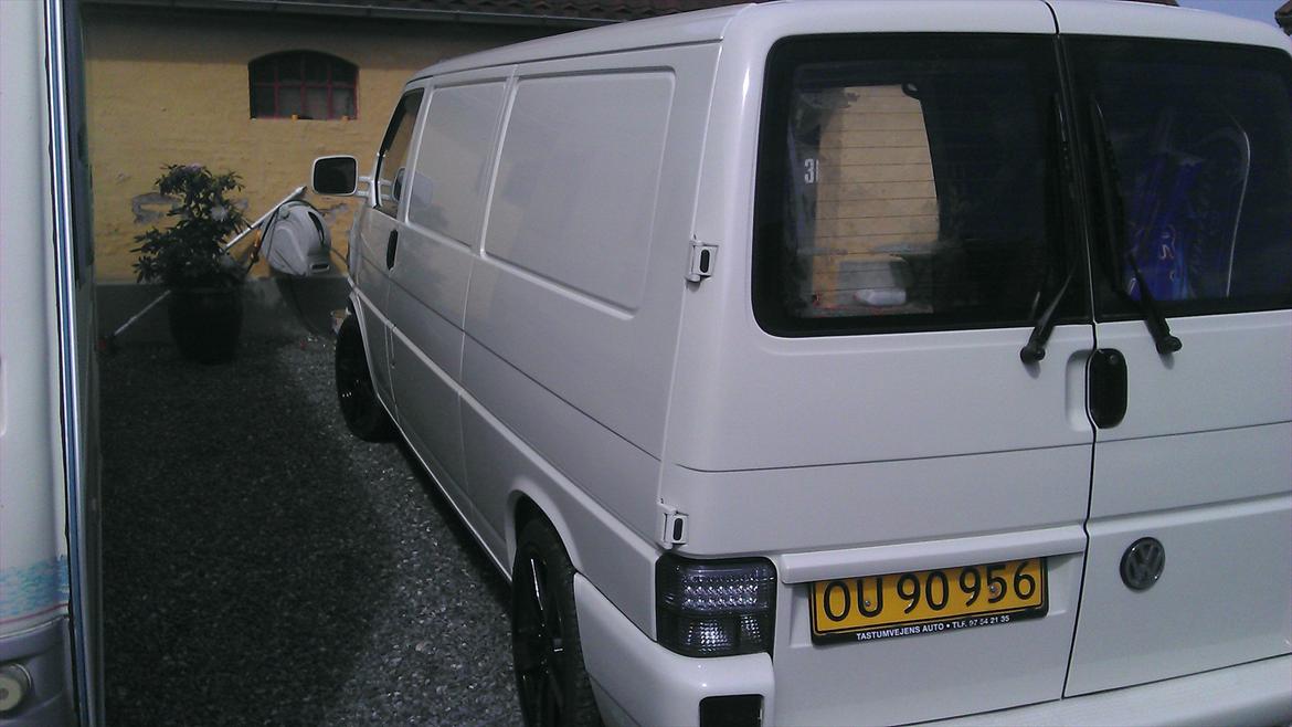 VW Transporter 2.5 TDI  billede 10