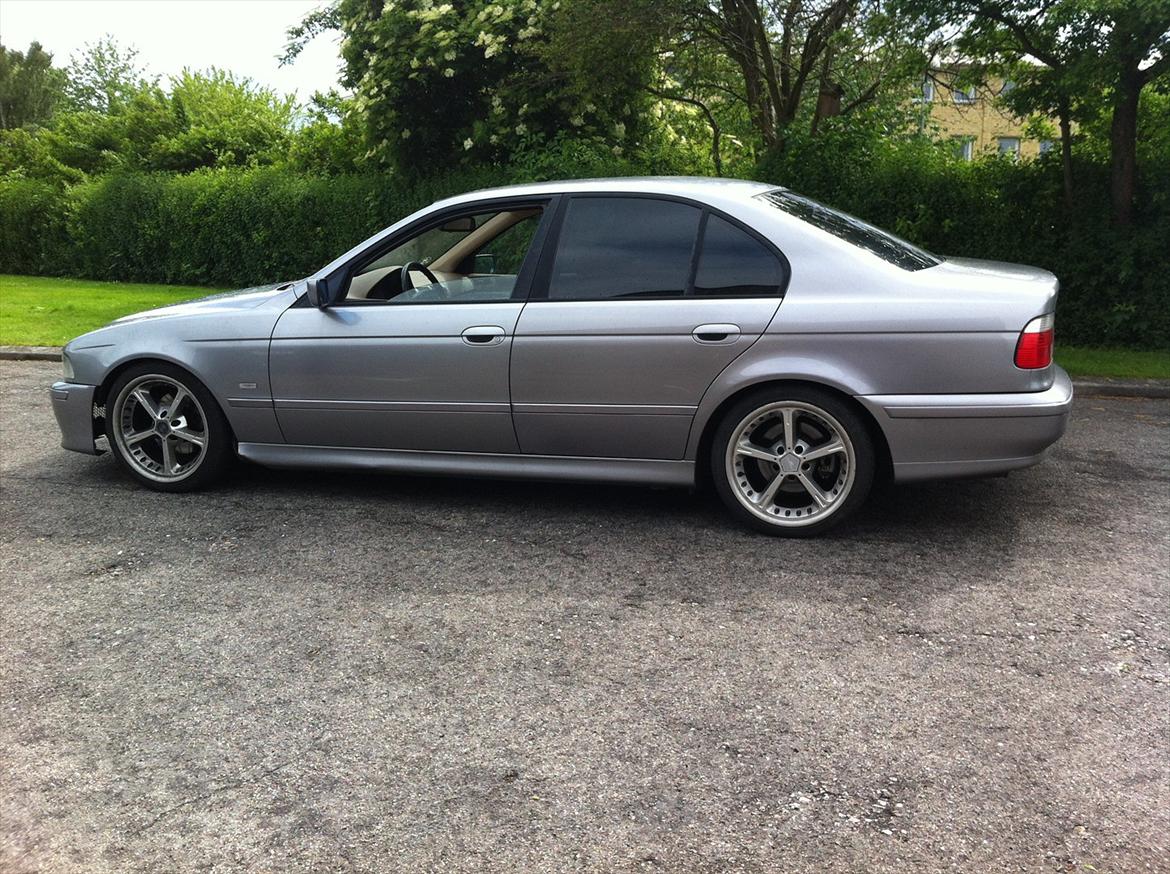 BMW E39 523i billede 4