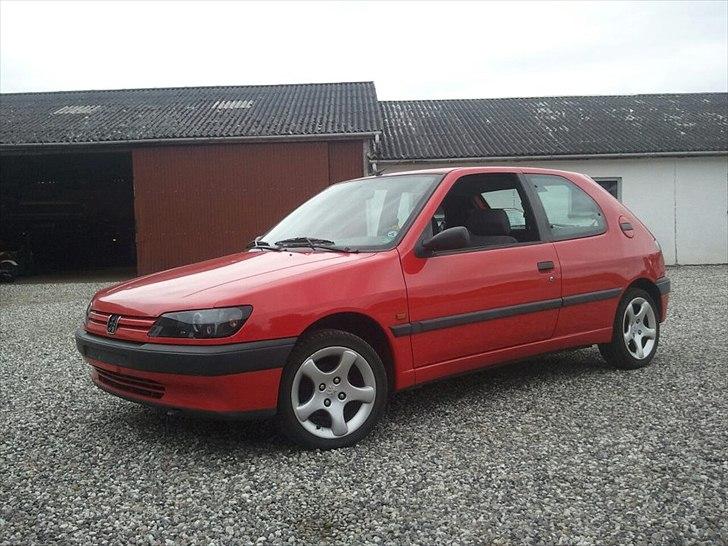 Peugeot 306 1,4 billede 1