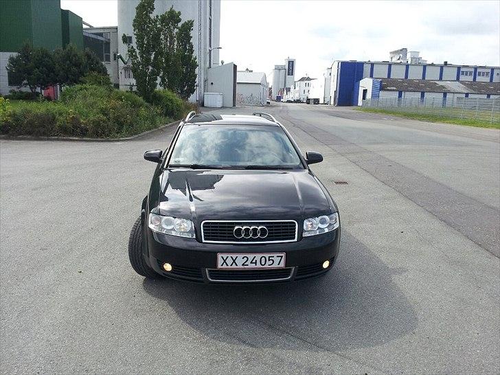 Audi A4  - Forfra billede 4