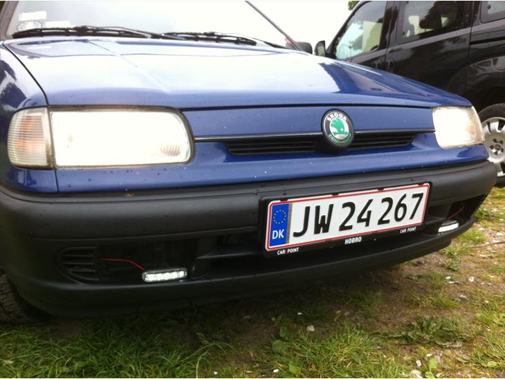 {{currentPhoto.altText}} billede {{currentPhoto.number}}