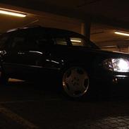 Mercedes Benz W124 