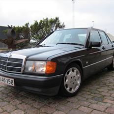 Mercedes Benz 190E