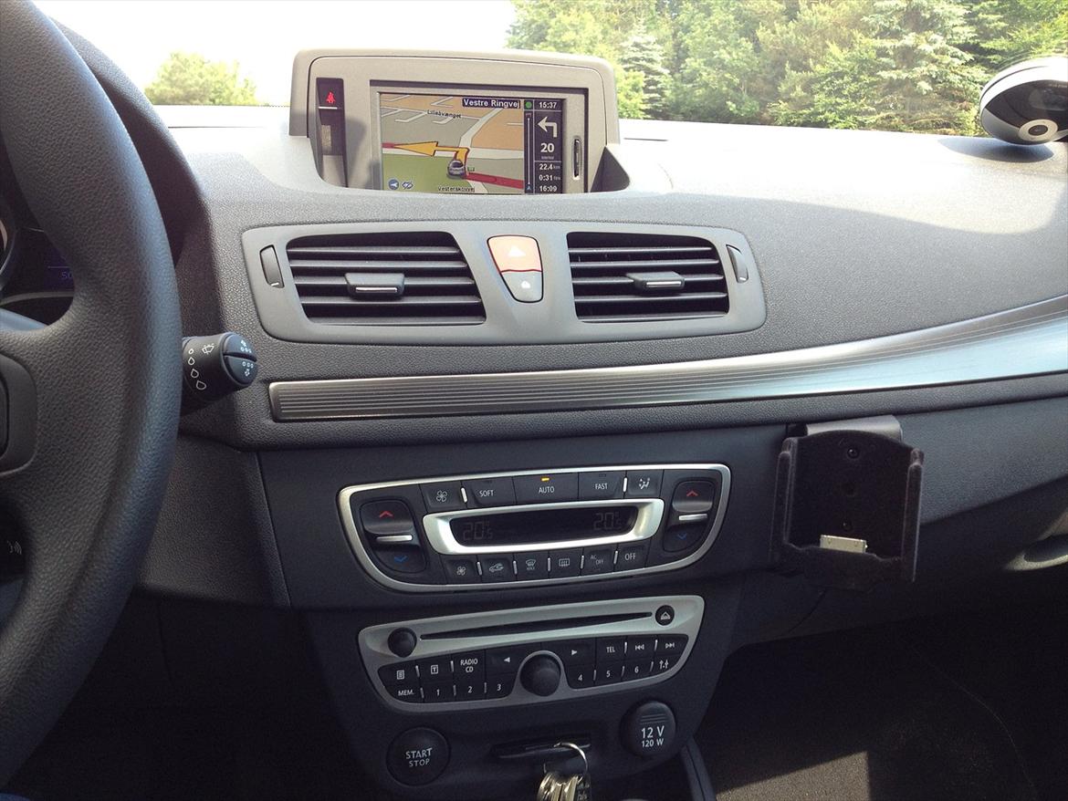 Renault Megane Expression 1.5 dCi Sports Tourer - Et letbetjent instrumentbord med god samlekvalitet... billede 15