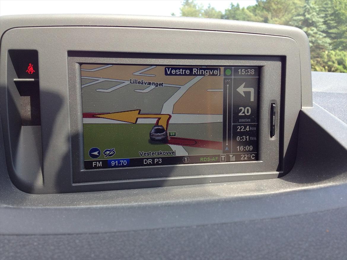 Renault Megane Expression 1.5 dCi Sports Tourer - Integreret Renault Carminat TomTom navigation... billede 16