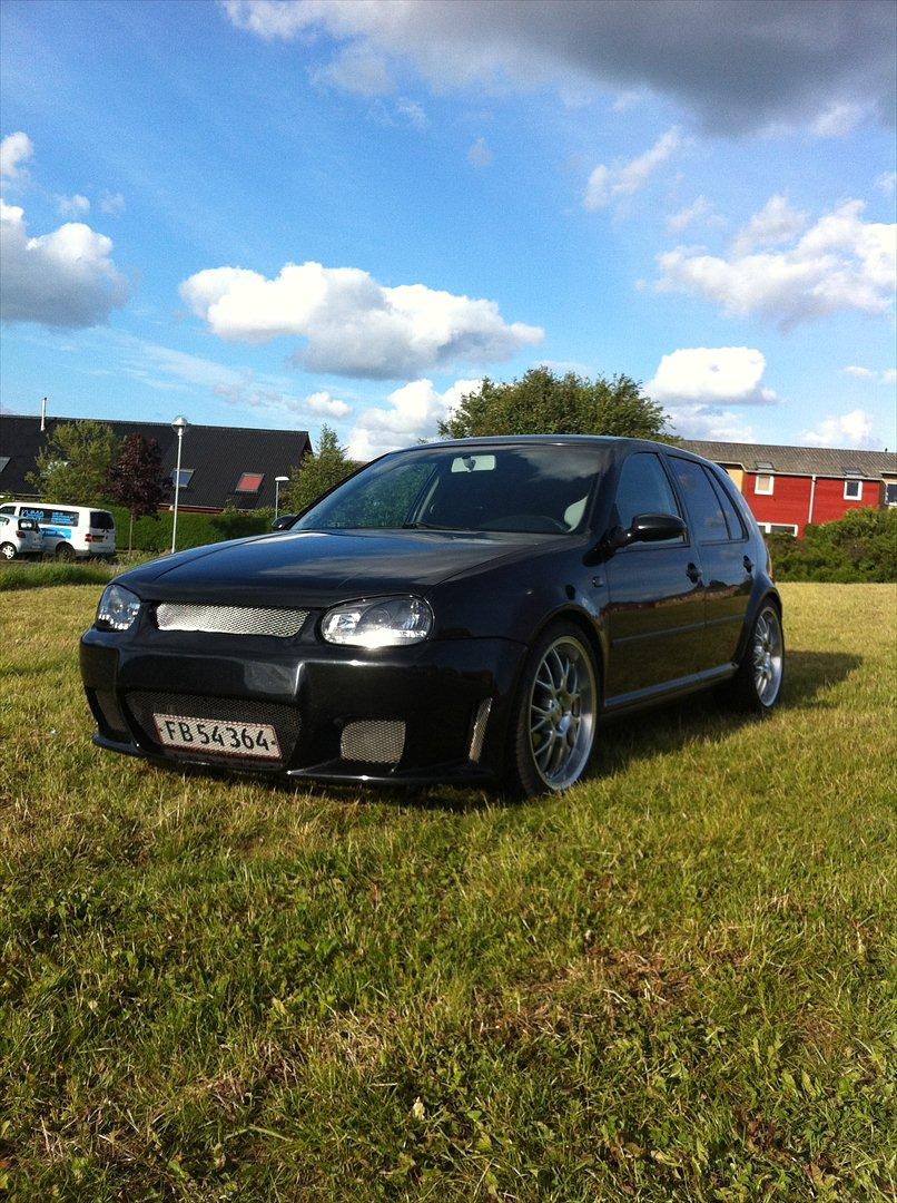 VW GOLF IV SOLGT billede 2