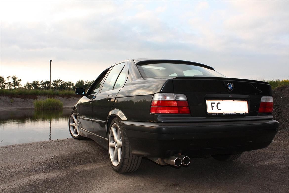 BMW E36 320I SOLGT billede 7