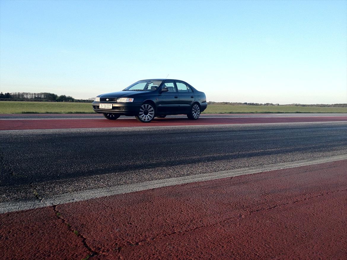 Toyota Carina E Solgt billede 13