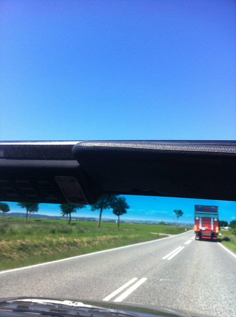 BMW E30 325i Cabriolet - Er det ikke skøn? ;) billede 9