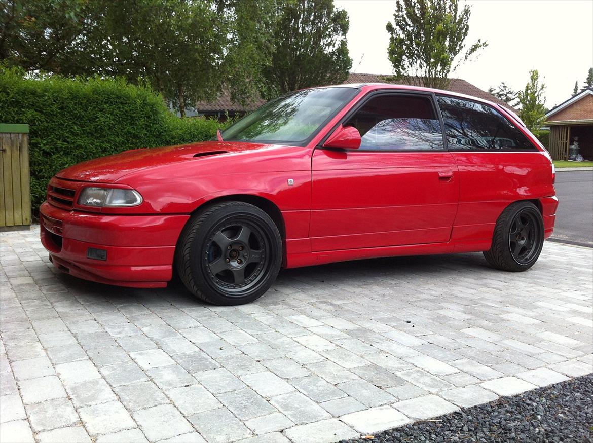 Opel Astra F GSI SOLGT billede 1