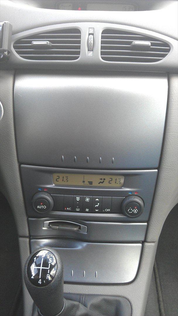 Renault Laguna 1.8 16v - Lukket kontrolpanel =)
 billede 17