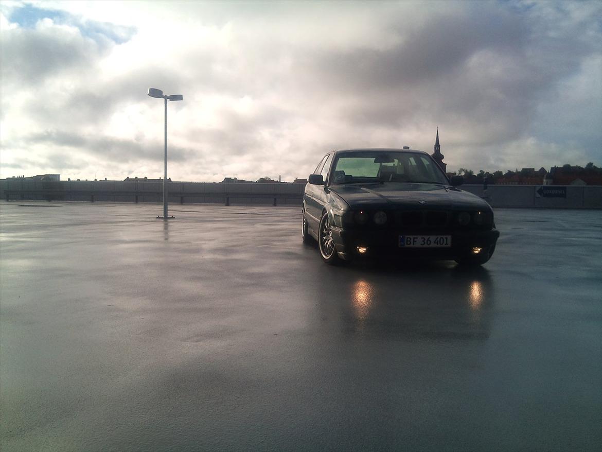 BMW 540i billede 1