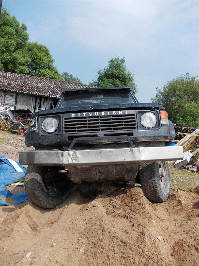 Mitsubishi Pajero død billede 15