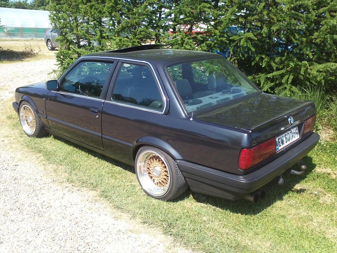 BMW E30 320 billede 15