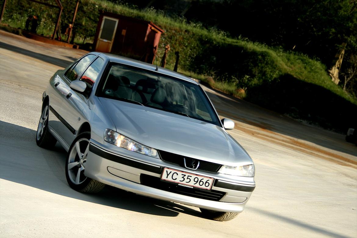 Peugeot 406 billede 1
