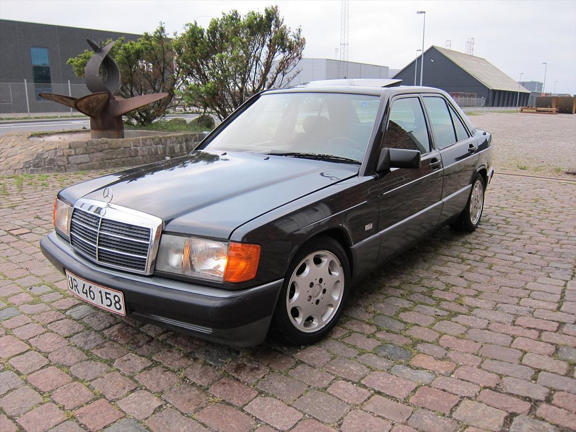 Mercedes Benz 190E billede 1