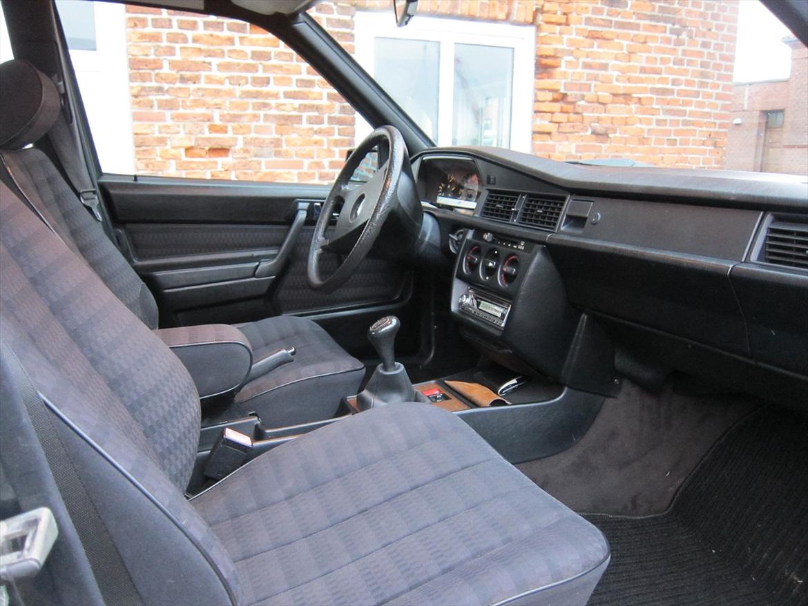 Mercedes Benz 190E billede 9