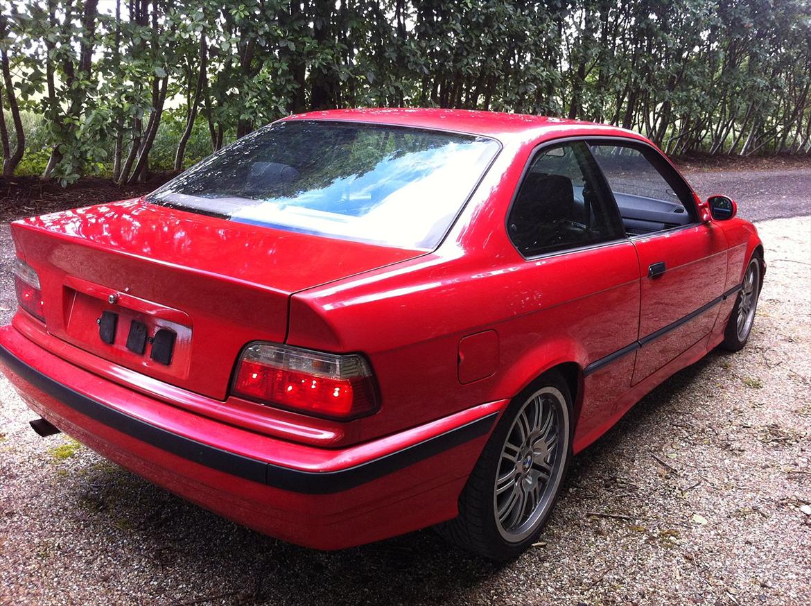 BMW E36 318is Coupe SOLGT billede 8