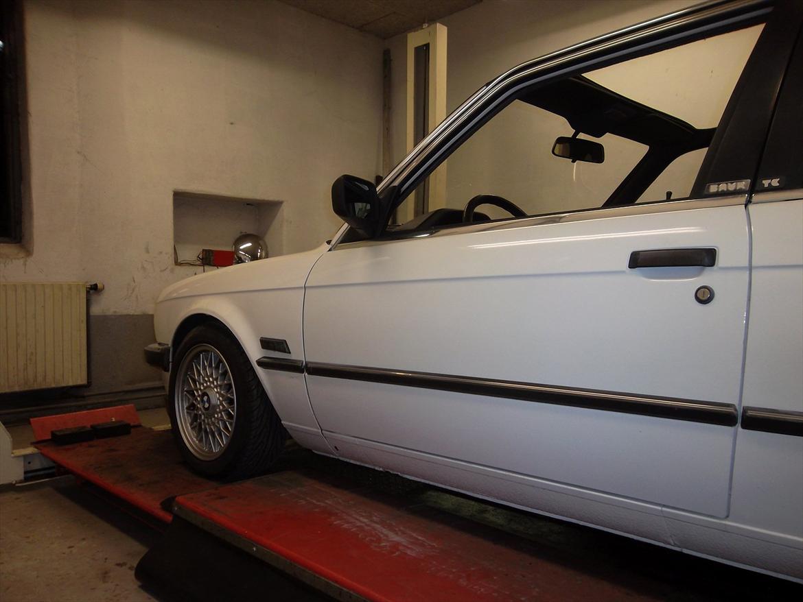 BMW E30 316i TC2 Baur Cab SOLGT billede 7