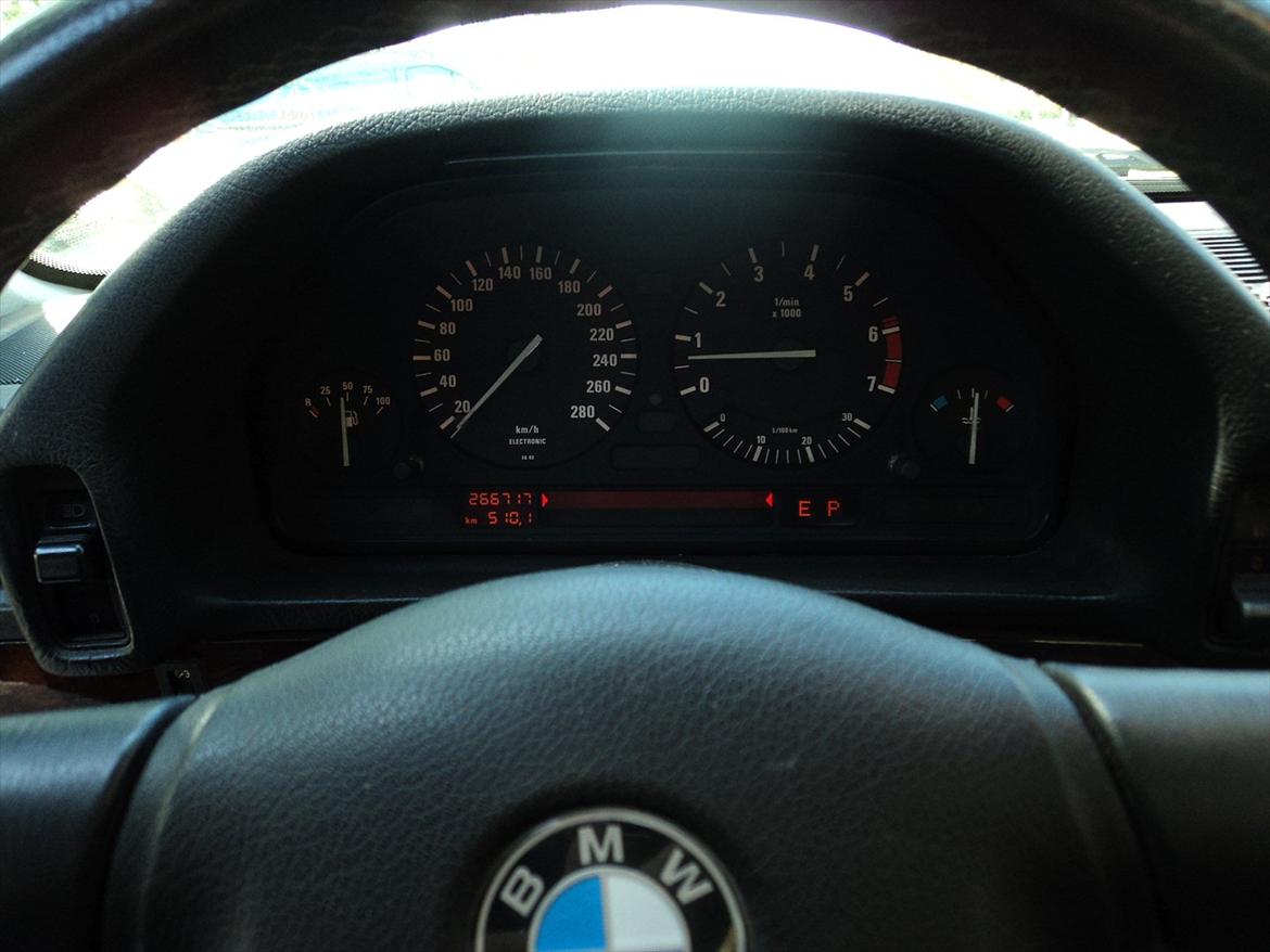 BMW E32 735iA billede 9