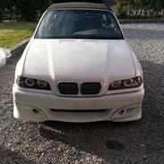 BMW 325i Cabriolet