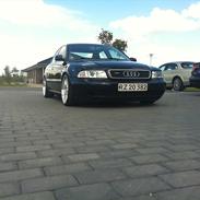 Audi A4 1.8 20v Turbo S-Line