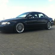 Audi A4 1.8 20v Turbo S-Line