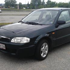Mazda 323 Sedan GLX (SOLGT)