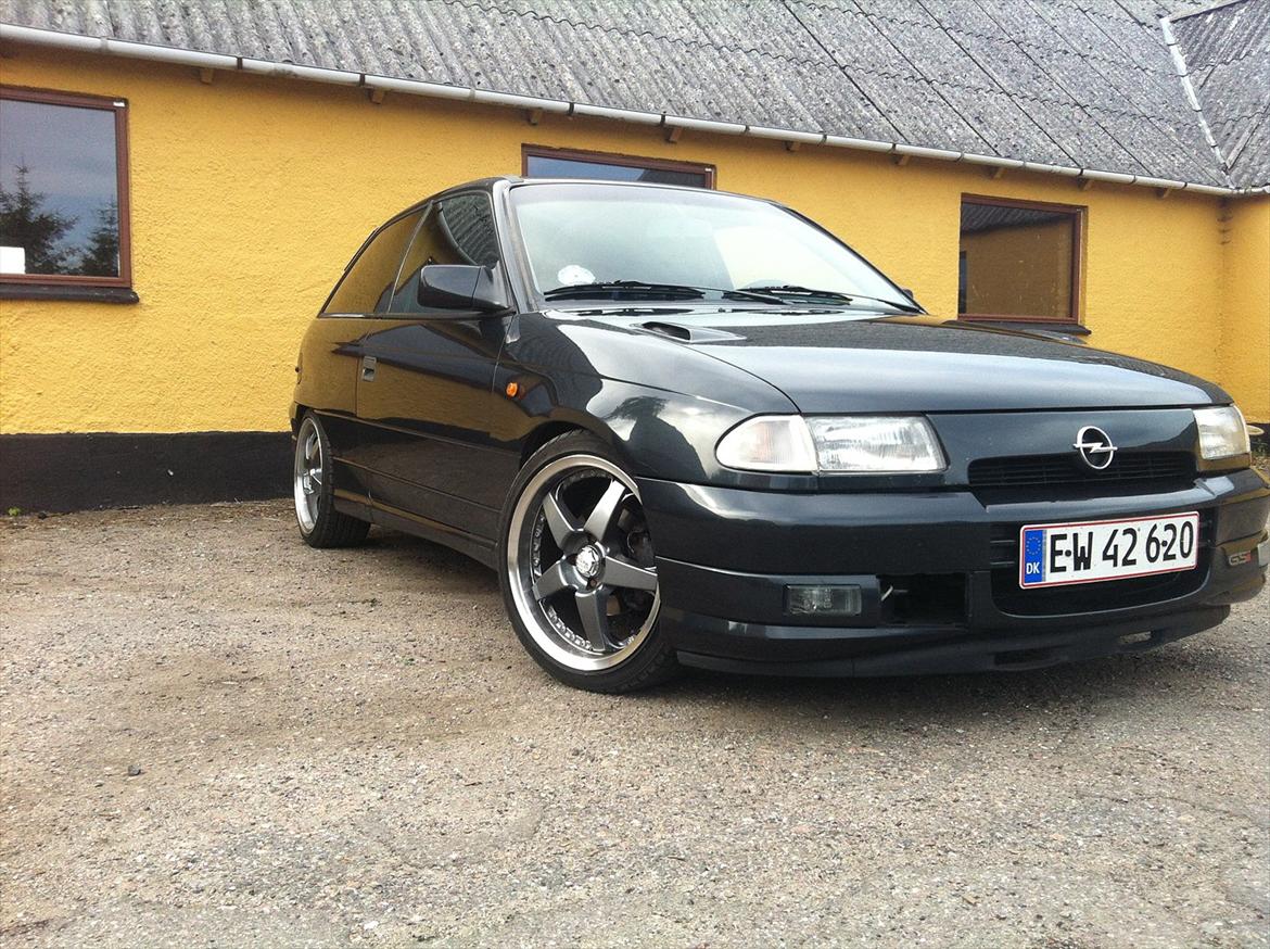 Opel astra 2.0 gsi SOLGT billede 8