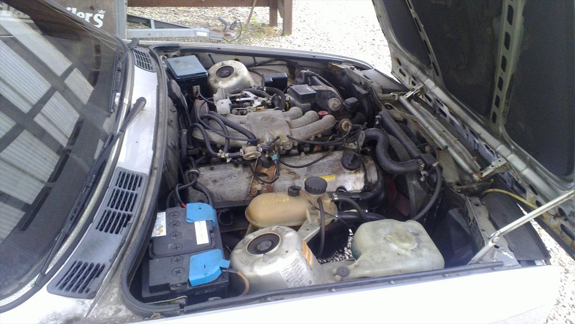 BMW 320i e30 billede 8