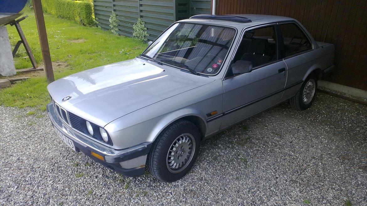 BMW 320i e30 billede 12