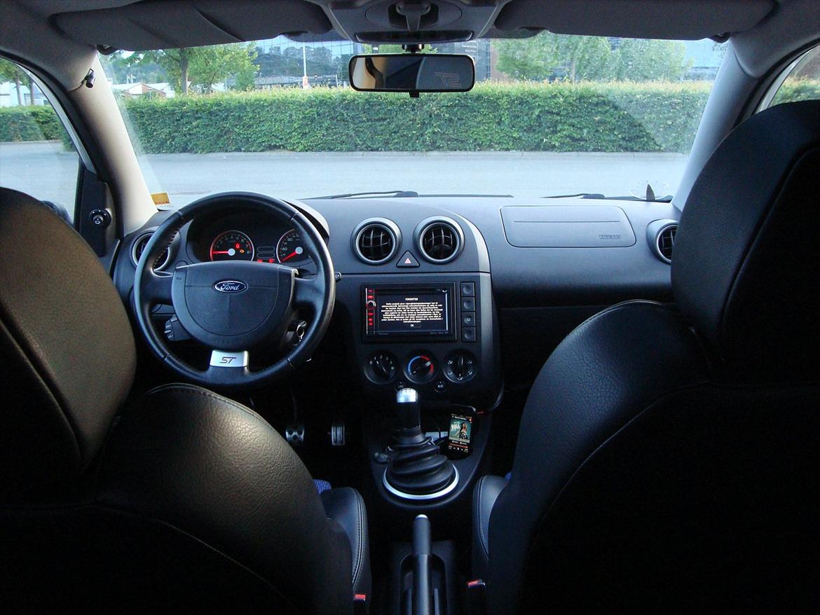 Ford Fiesta ST150 *SOLGT* billede 2