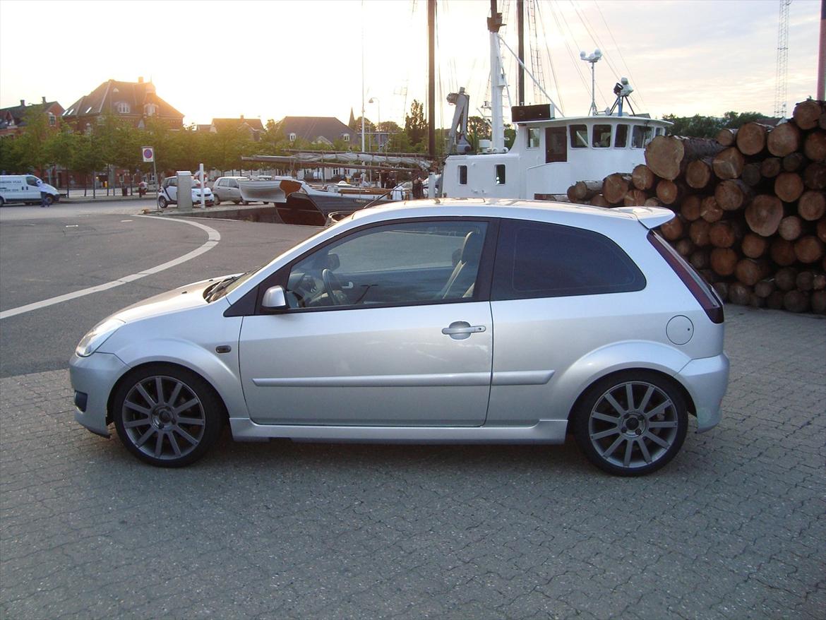 Ford Fiesta ST150 *SOLGT* billede 8