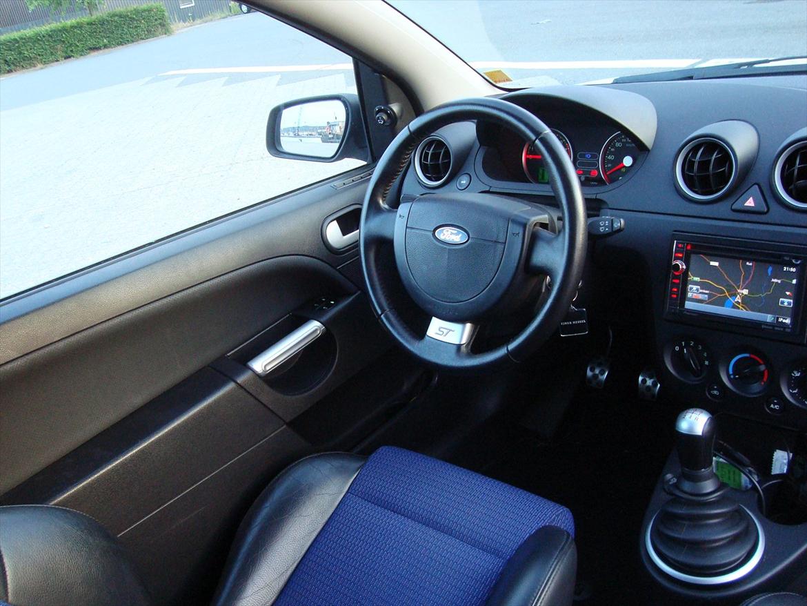 Ford Fiesta ST150 *SOLGT* billede 9