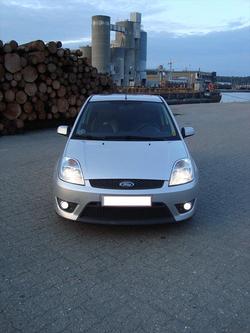 Ford Fiesta ST150 *SOLGT* billede 13