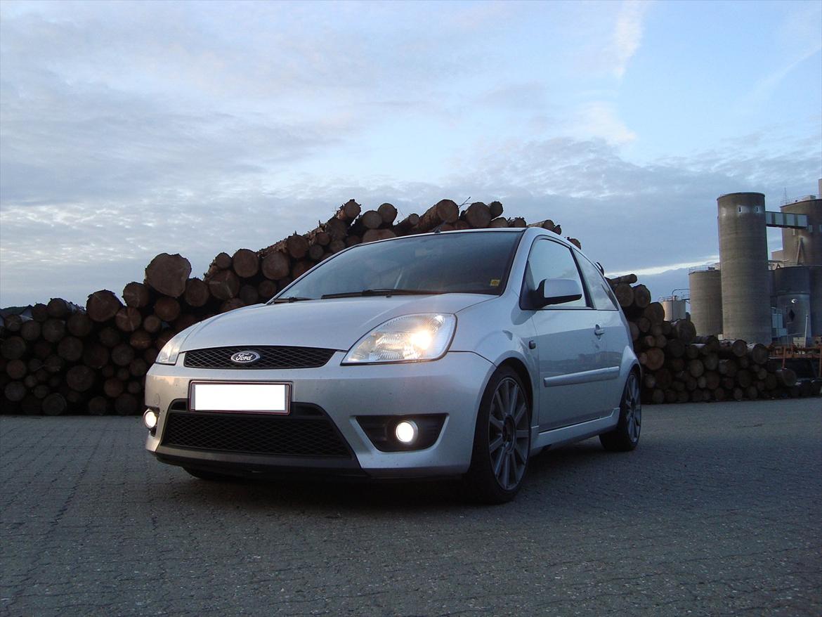 Ford Fiesta ST150 *SOLGT* billede 14