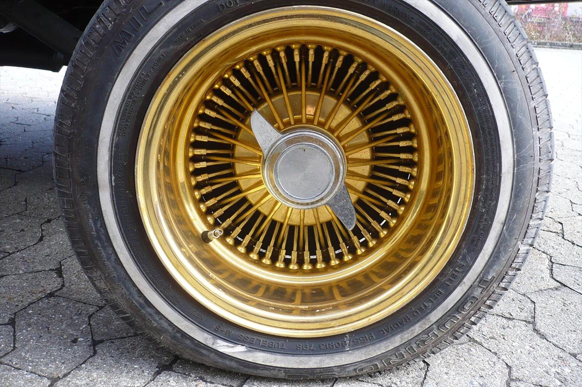 Cadillac fleetwood brougham - 13" guld egerfælge billede 7