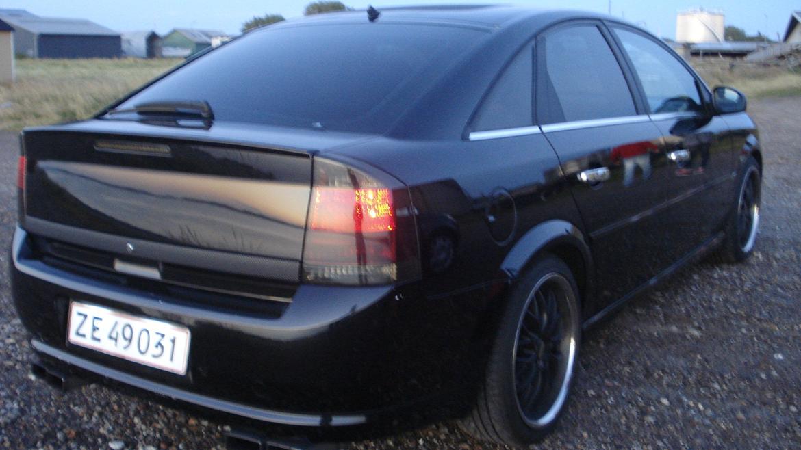 Opel Vectra C 2,0 Turbo Elegance (Tidl bil) - Nu med tonet bag/bremse lygter. billede 7