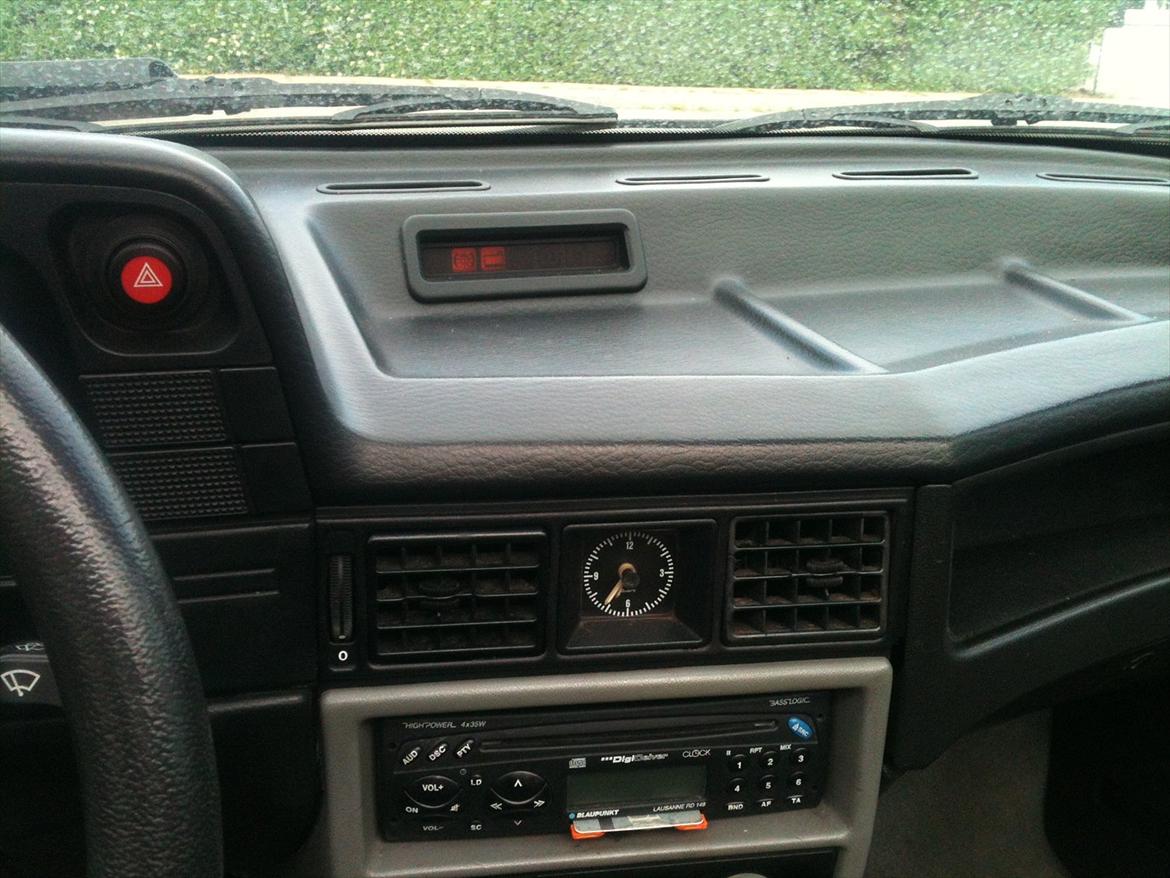 Opel Kadett GSI Cabriolet Kadexia - Original check panel og LÆKKER analog ur. billede 4