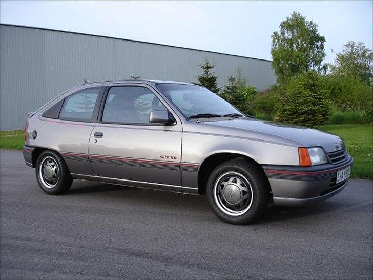 Opel Kadett E billede 1