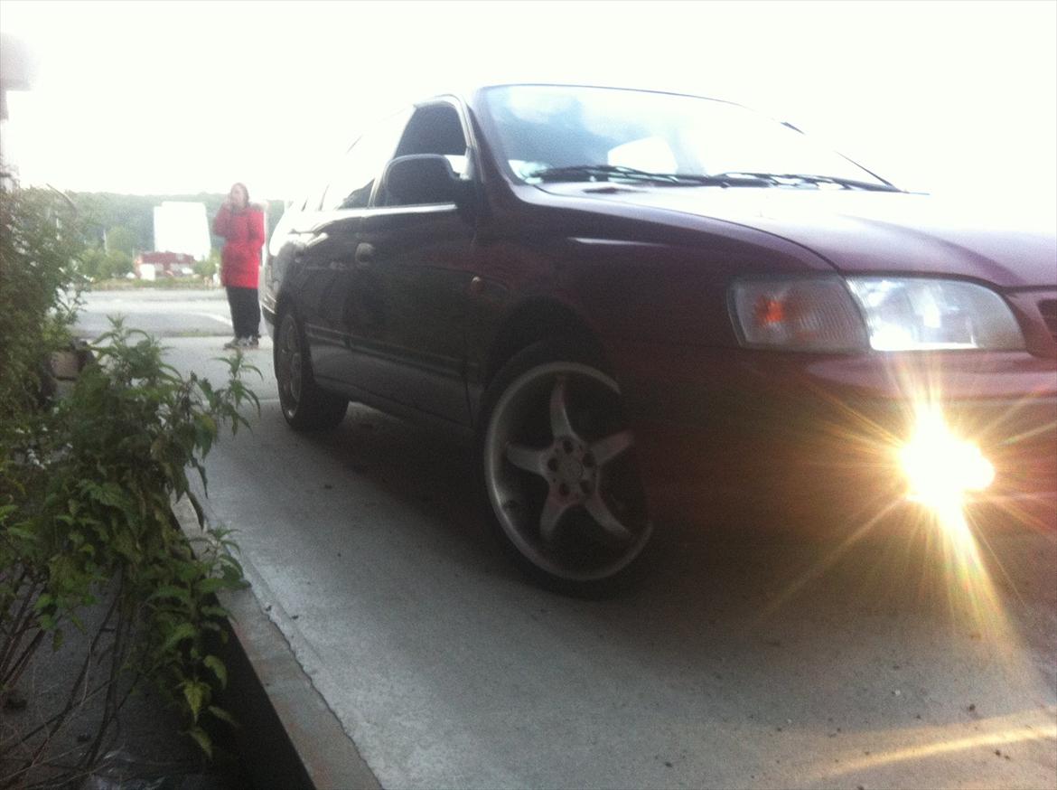 Toyota Carina liftback 1.8 *JBL* billede 4