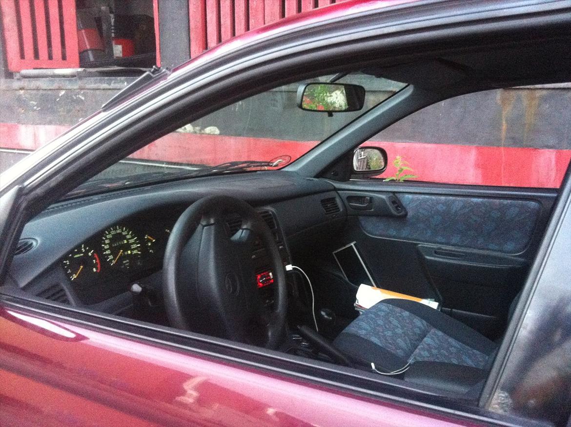 Toyota Carina liftback 1.8 *JBL* billede 8