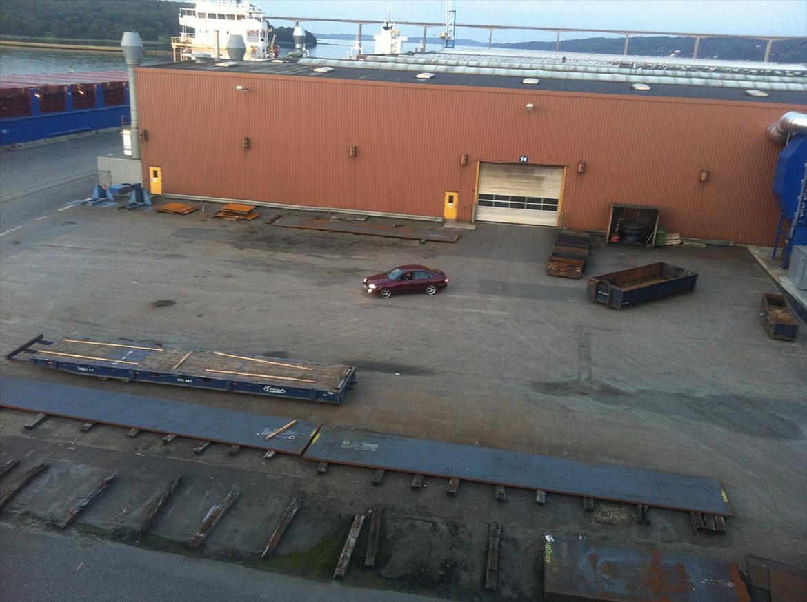 Toyota Carina liftback 1.8 *JBL* billede 12