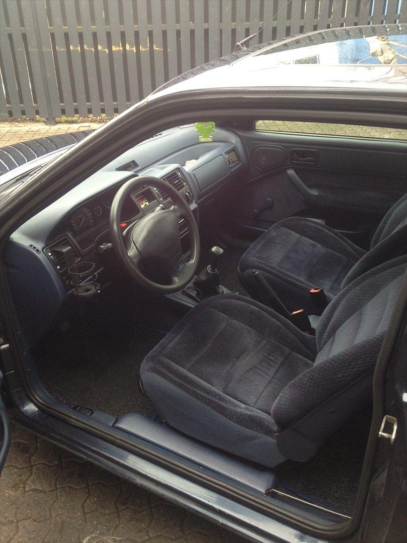 Ford Escort 1.6 16V billede 7