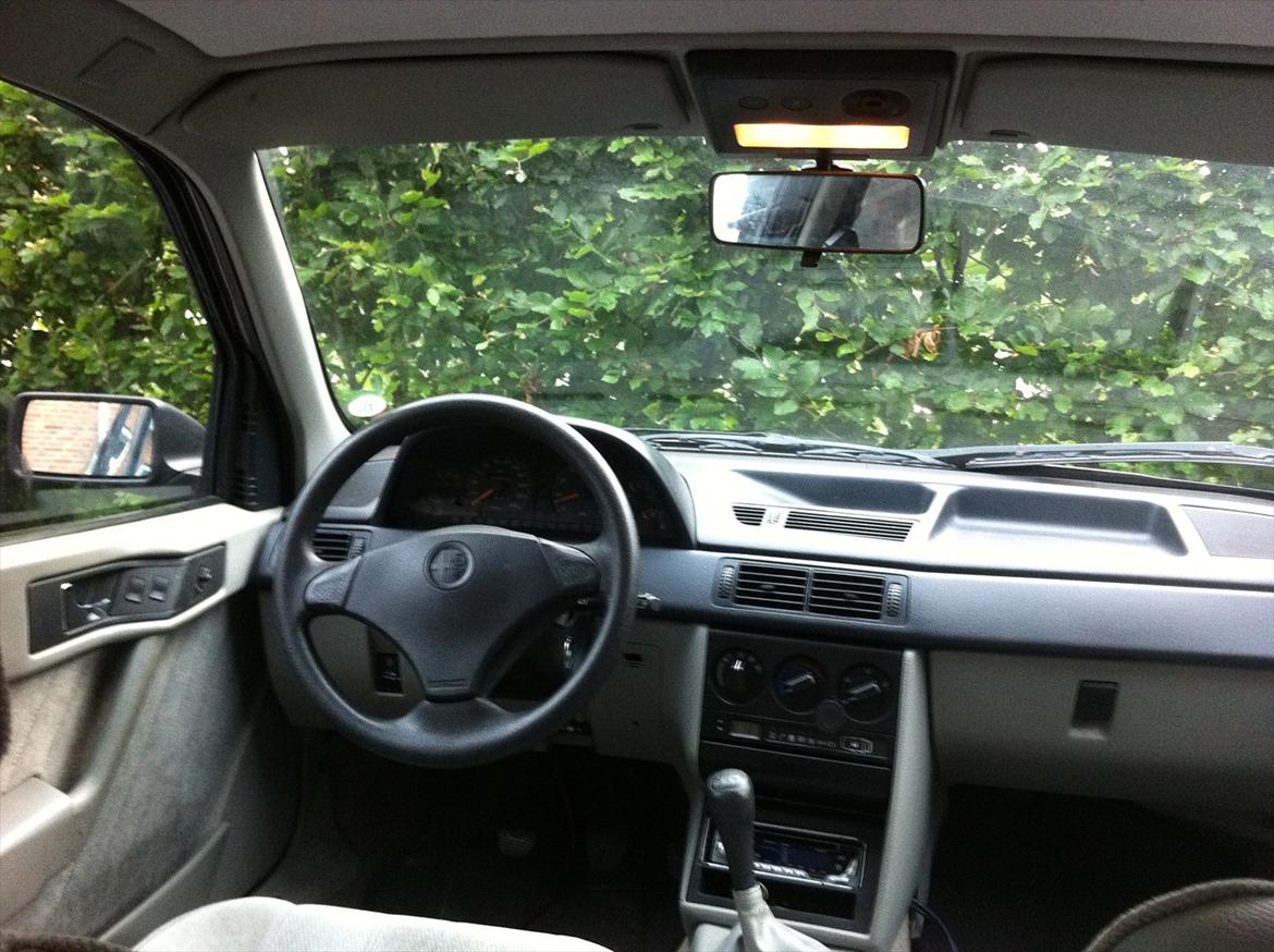 Alfa Romeo 155 S billede 11